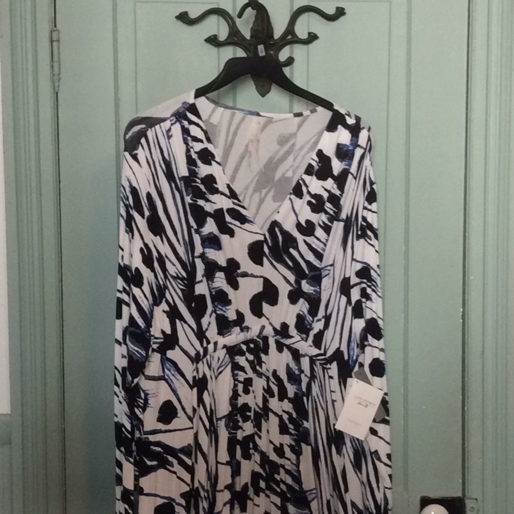 Melissa McCarthy maxi dress